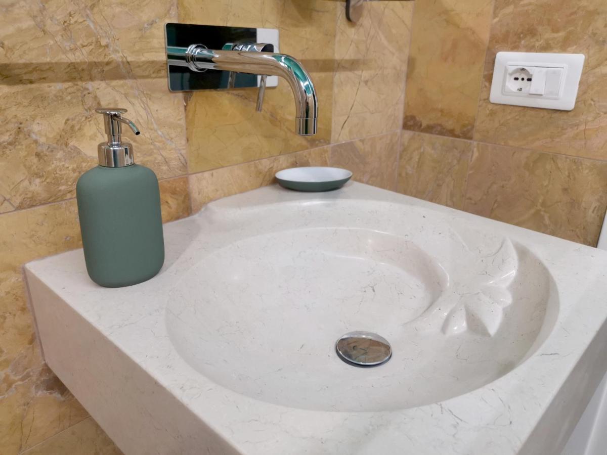 Speciale Tarshito Guesthouse باري المظهر الخارجي الصورة
